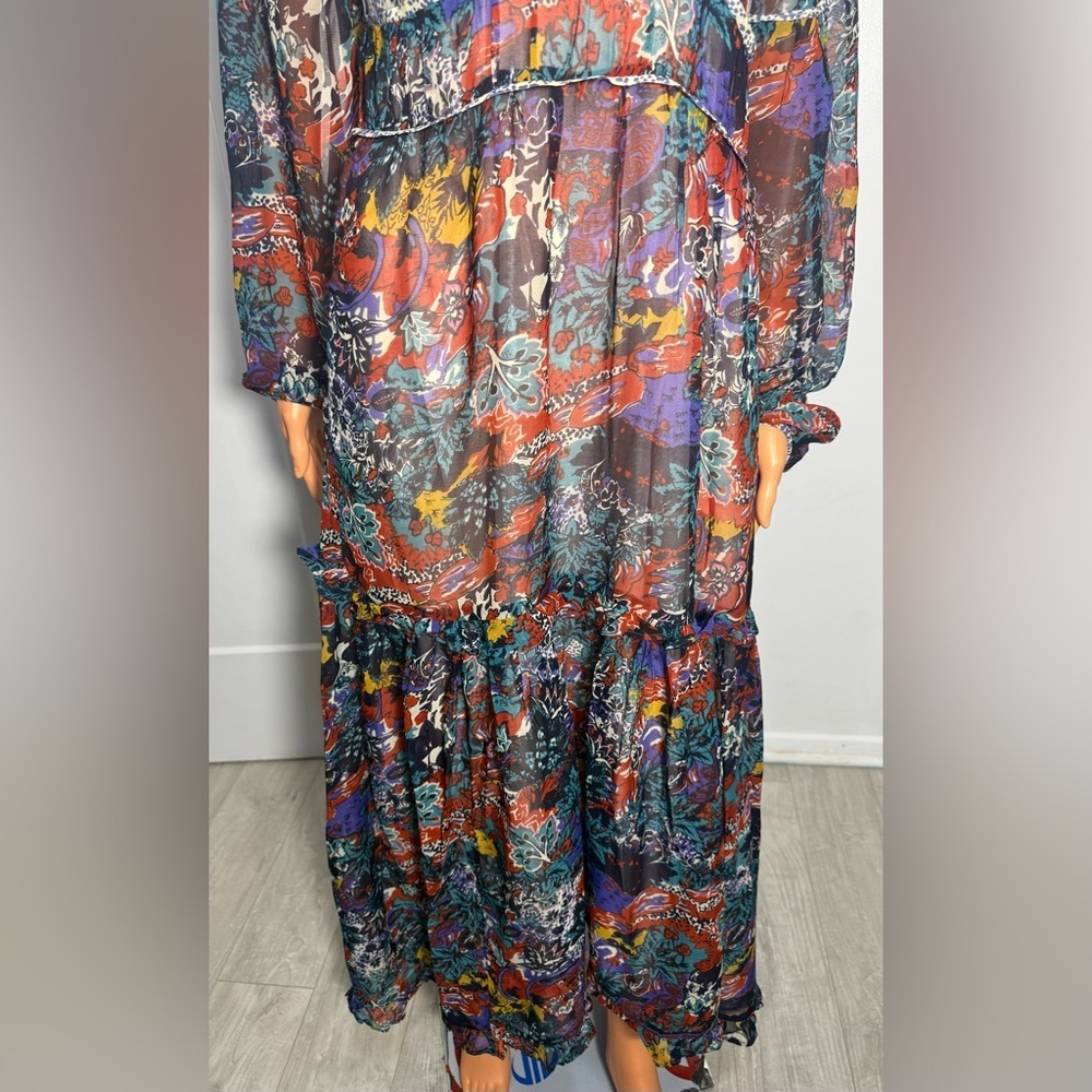 Floral Long Sleeve Maeve Anthropologie
Size 4 excellent condition. - Picture 14 of 16